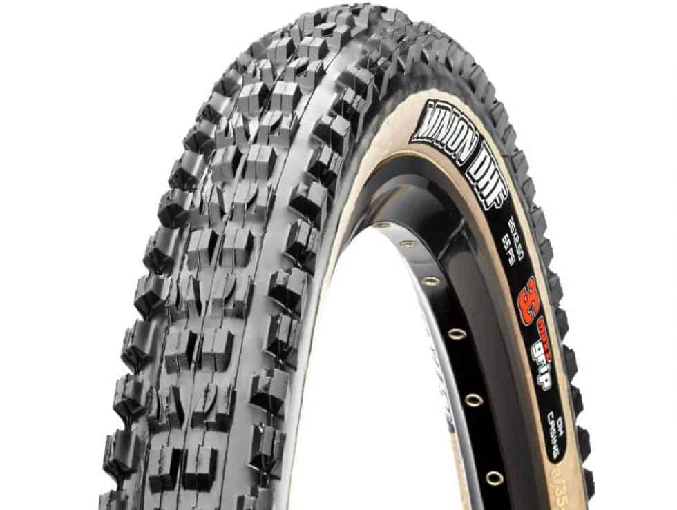 How To Ride a Bike on a Beach (And the Best Tires for It) DIY