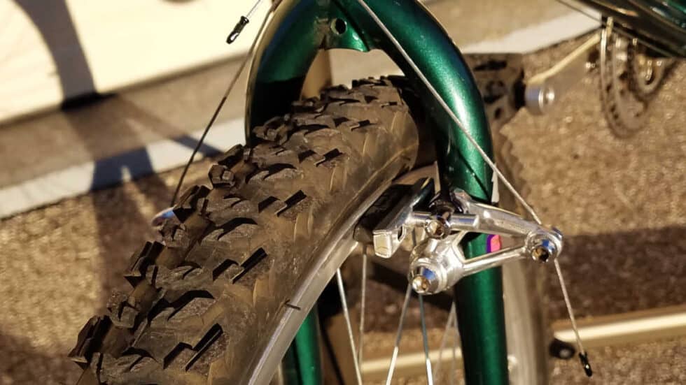 Cantilever Brakes Vs. VBrakes (What’s Better) DIY Mountain Bike